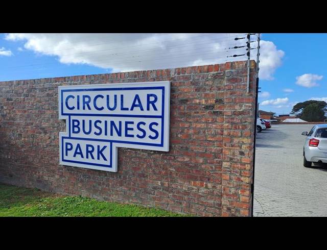 BUSINESS PROPERTY TO RENT IN FAIRVIEW